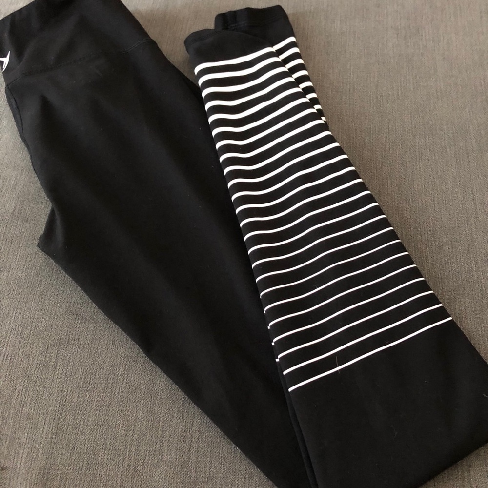 ON leggings